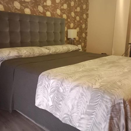 Habitacion Privada Tarragona Con Cocina Salon Y Terraza Piso Compartido Экстерьер фото