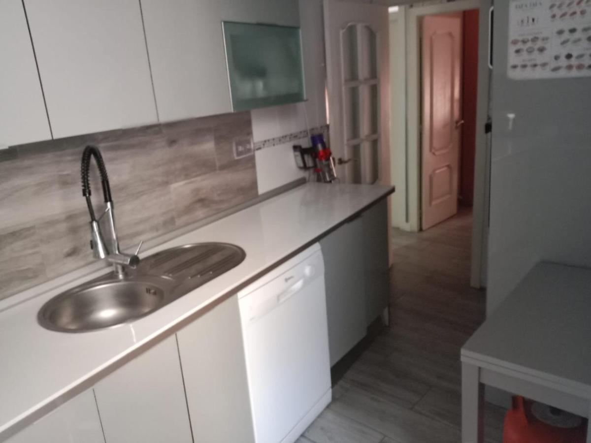 Habitacion Privada Tarragona Con Cocina Salon Y Terraza Piso Compartido Экстерьер фото